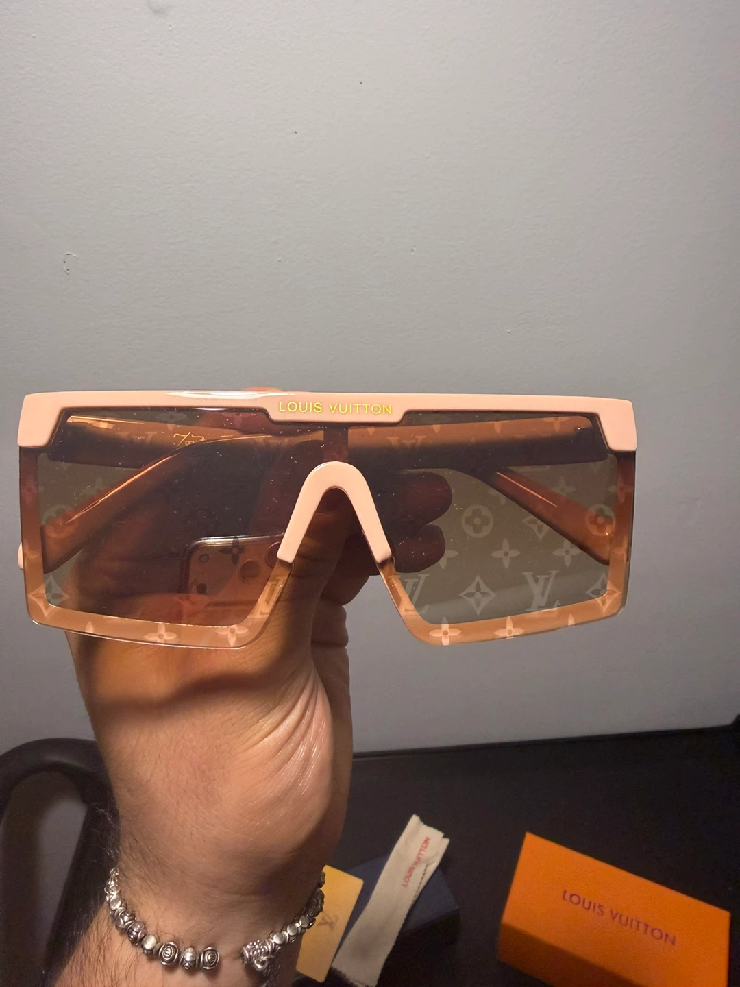 LV Shield Sunglasses – Pink Frame - photo 2