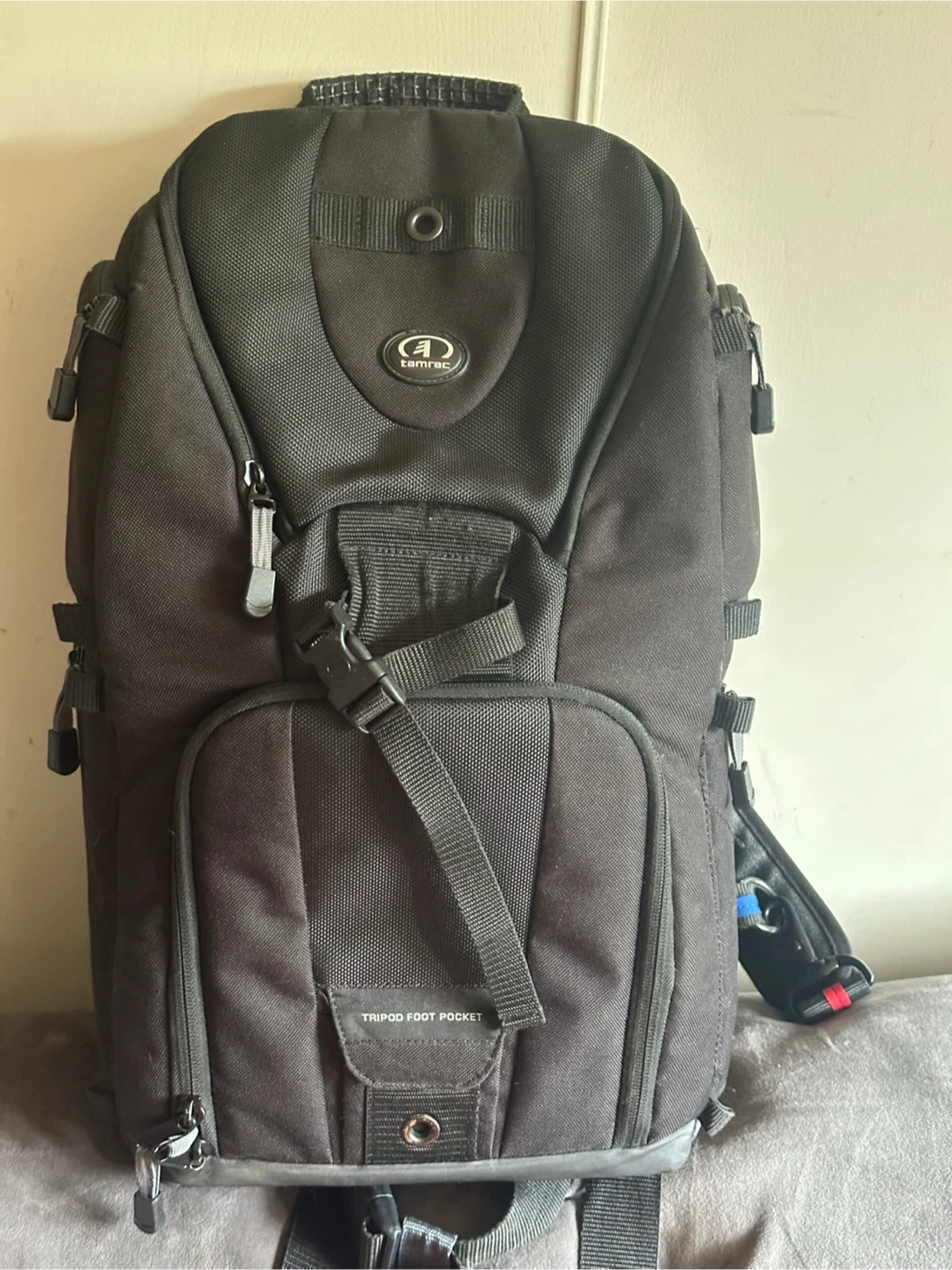 Tamrac 5788 Evolution 8 Camera Bag w/ Dividers