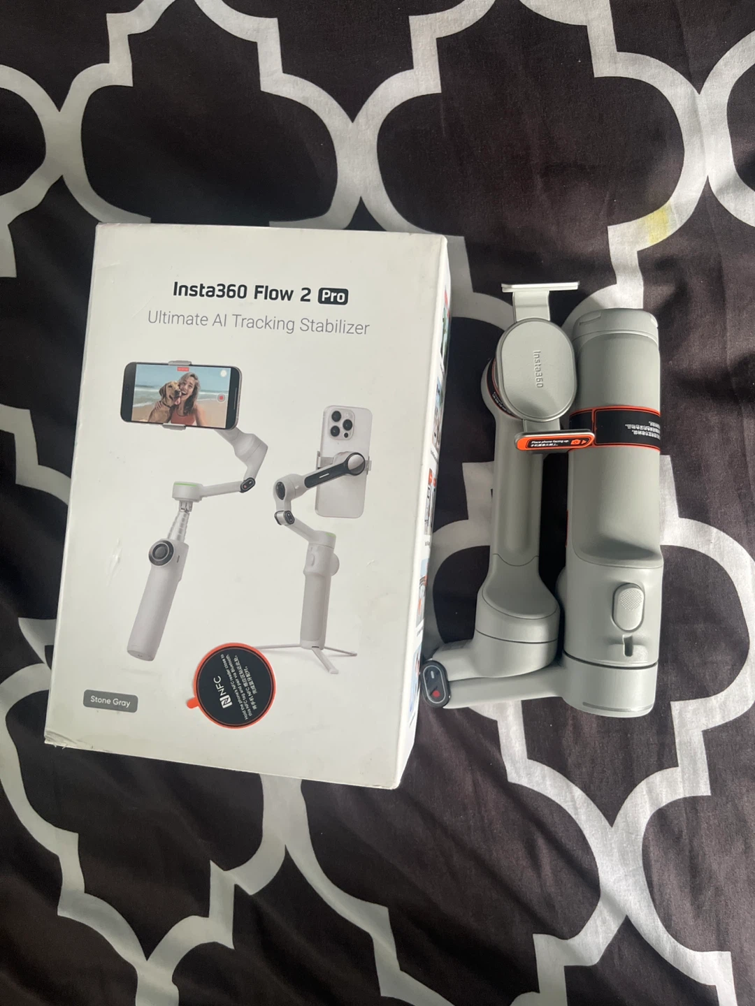 Insta360 Flow 2 Pro Ultimate AI Tracking Stabilizer Stone Gray - photo 3