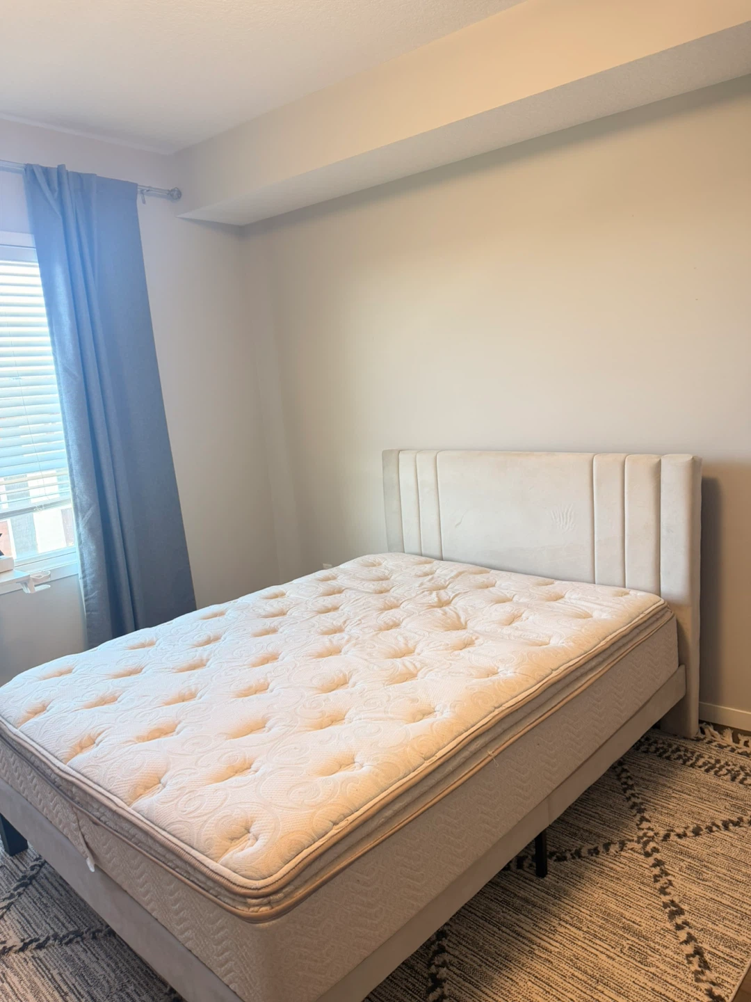 Bed - photo 2