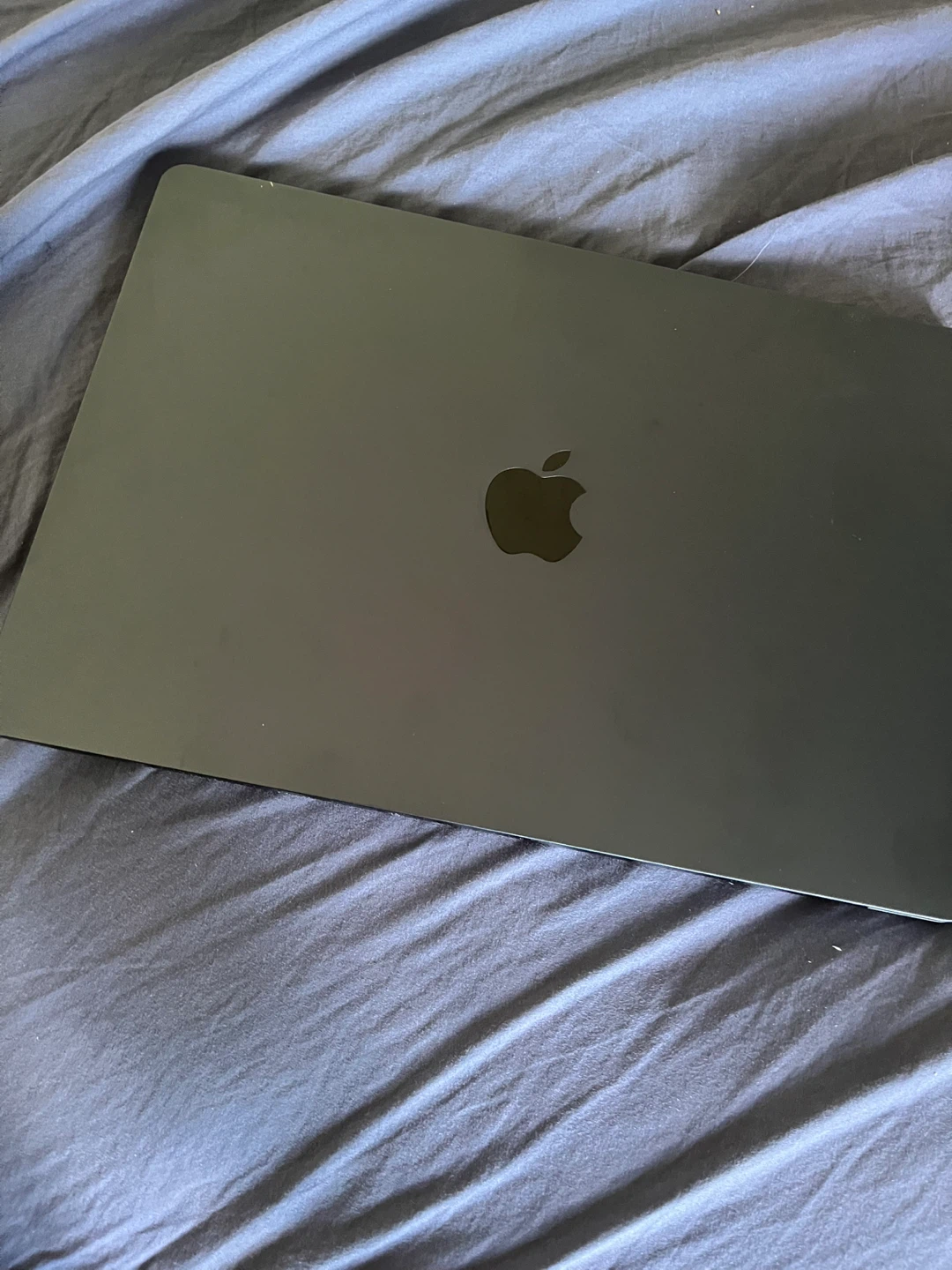 Apple MacBook Air A3241