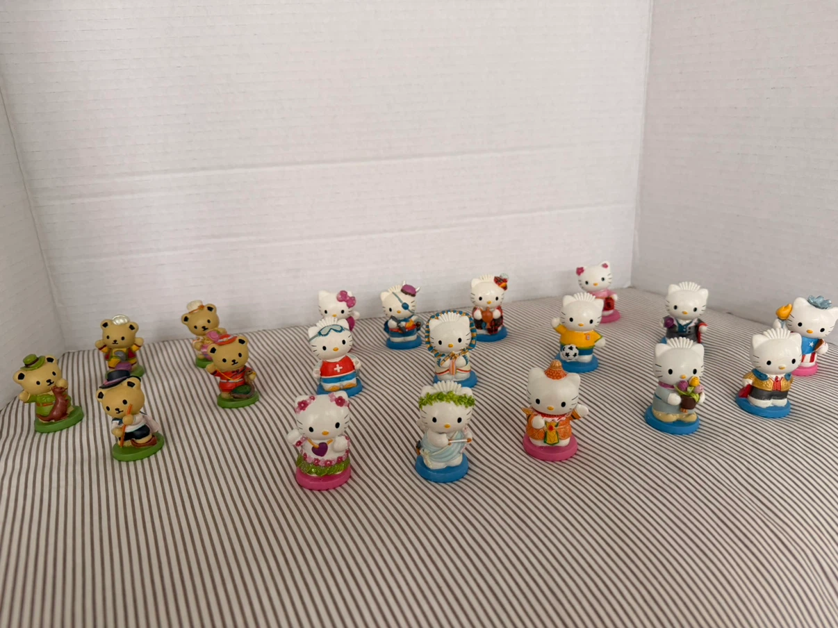 Vintage Sanrio Hello Kitty and Tiny Chum World Collection - photo 4