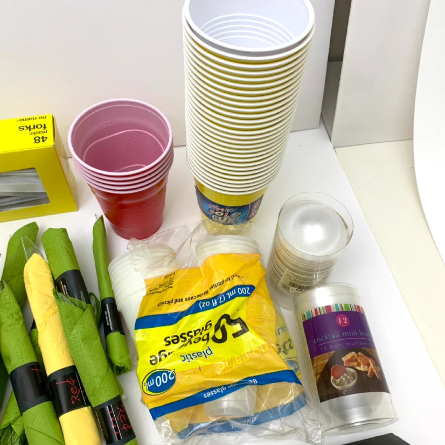 Party Supplies Disposable Plates Cups Cutlery Kitchen Picnic Lot - photo 3