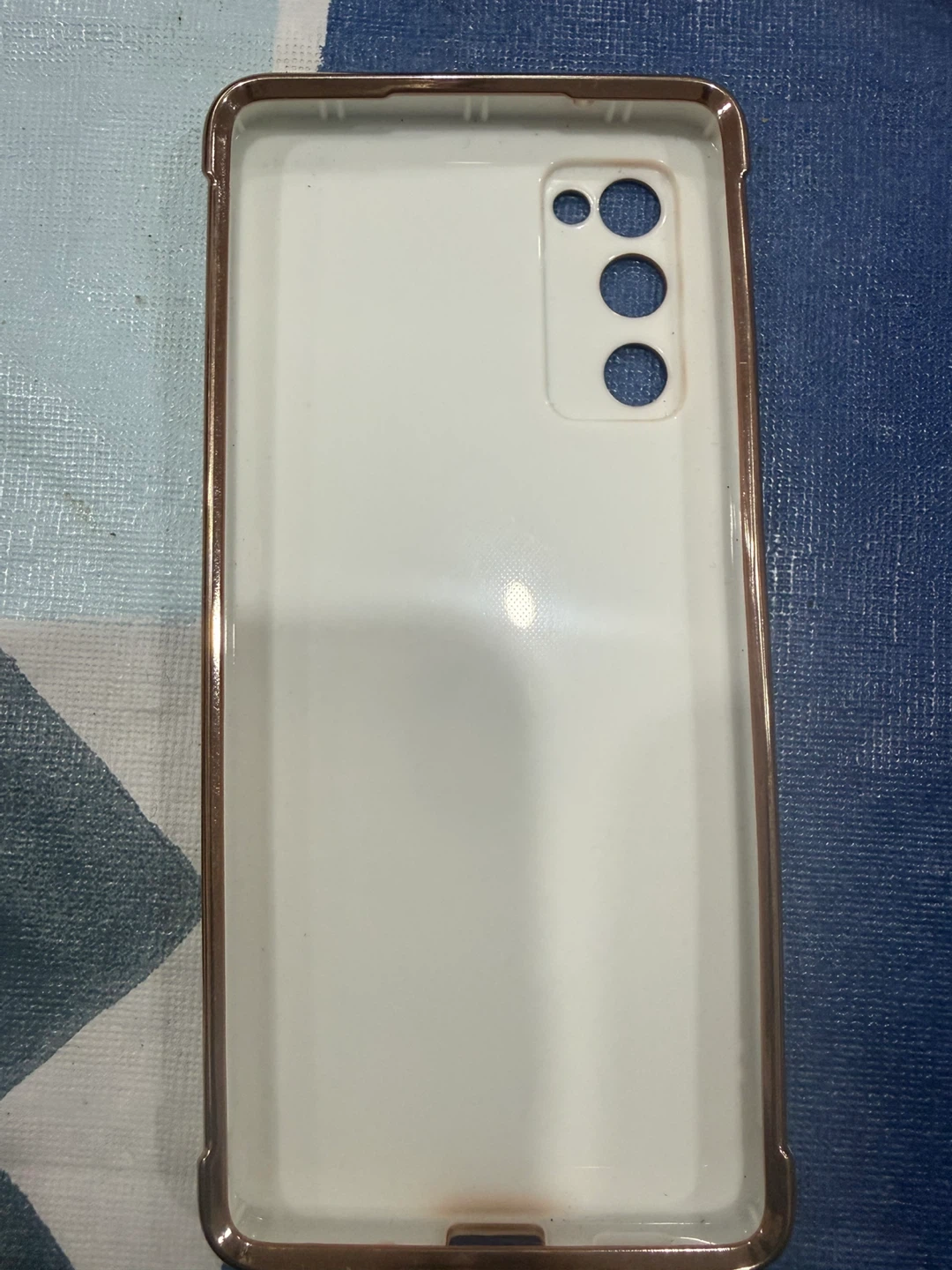 Cream coloured phone case with rose gold trim and ring holder - photo 3