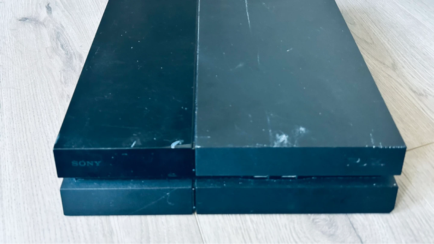 PS4 Console for Repair / Parts