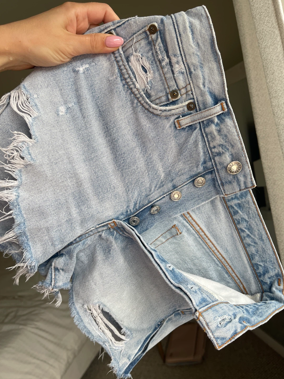 AGOLDE Denim Cutoff Shorts - Light Wash - photo 3