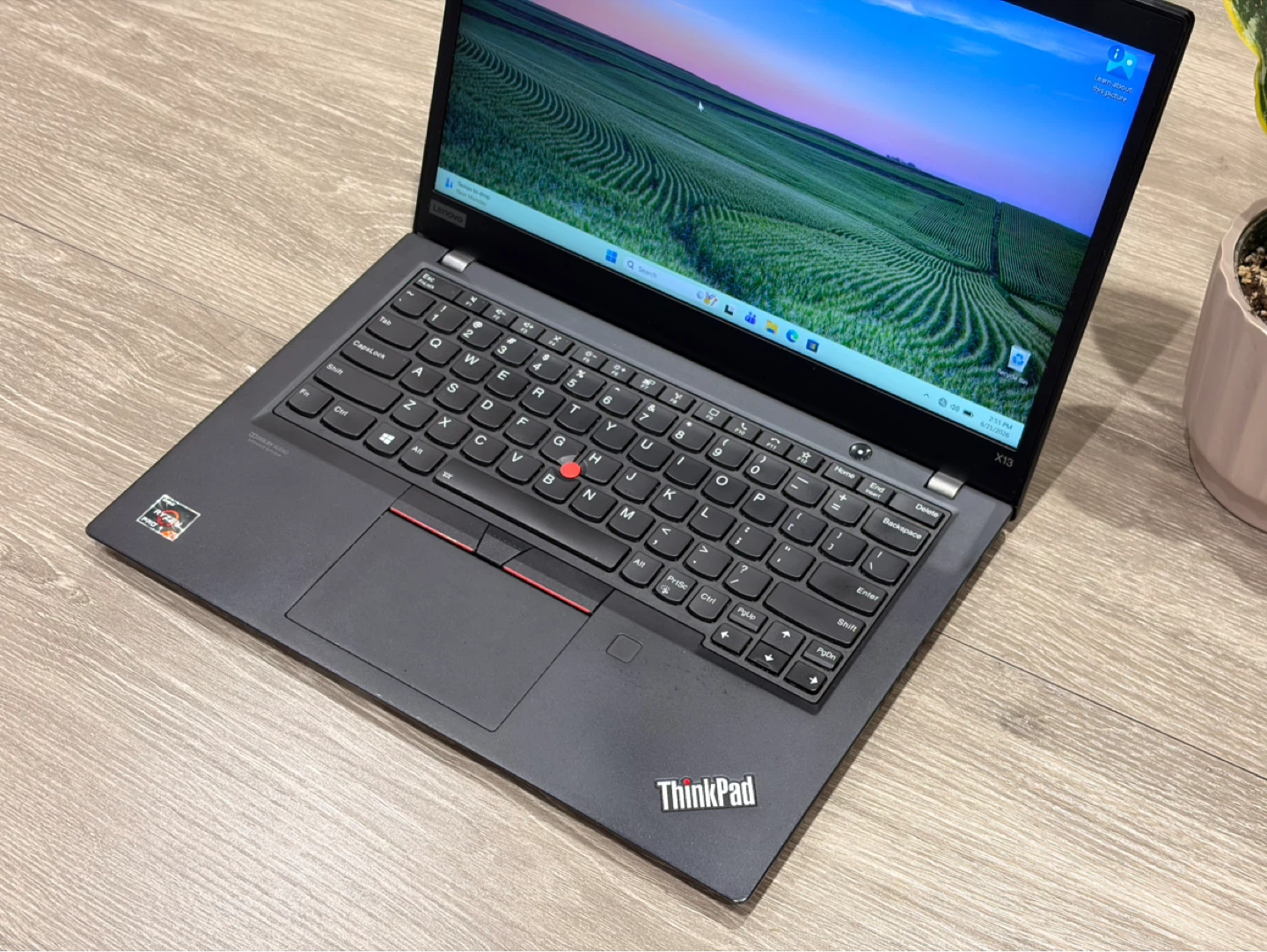 Lenovo ThinkPad X13 Touch Laptop — Ryzen 7 / 16GB / 256GB - photo 2