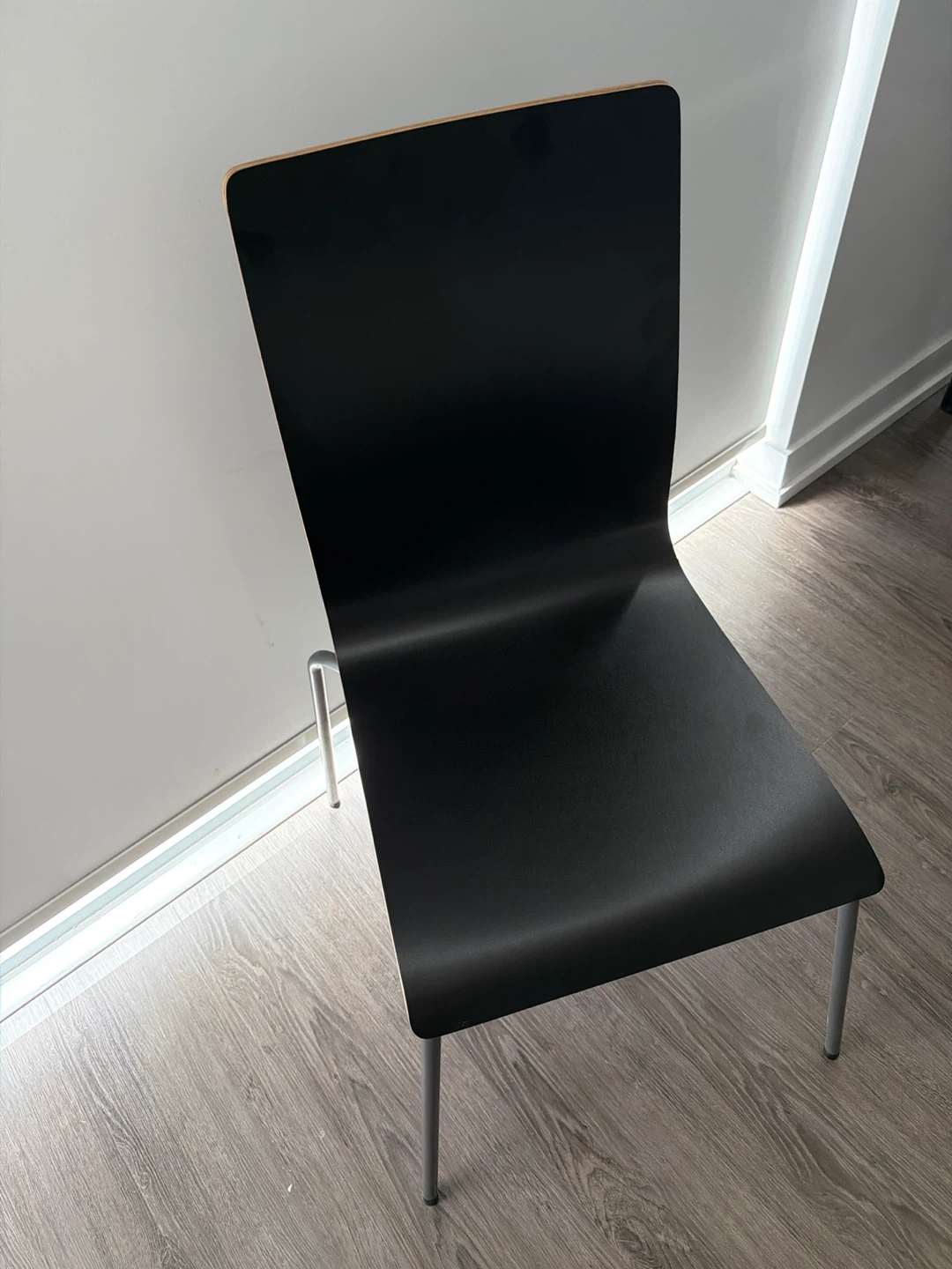 Moving Out Sale: Black Modern Chair