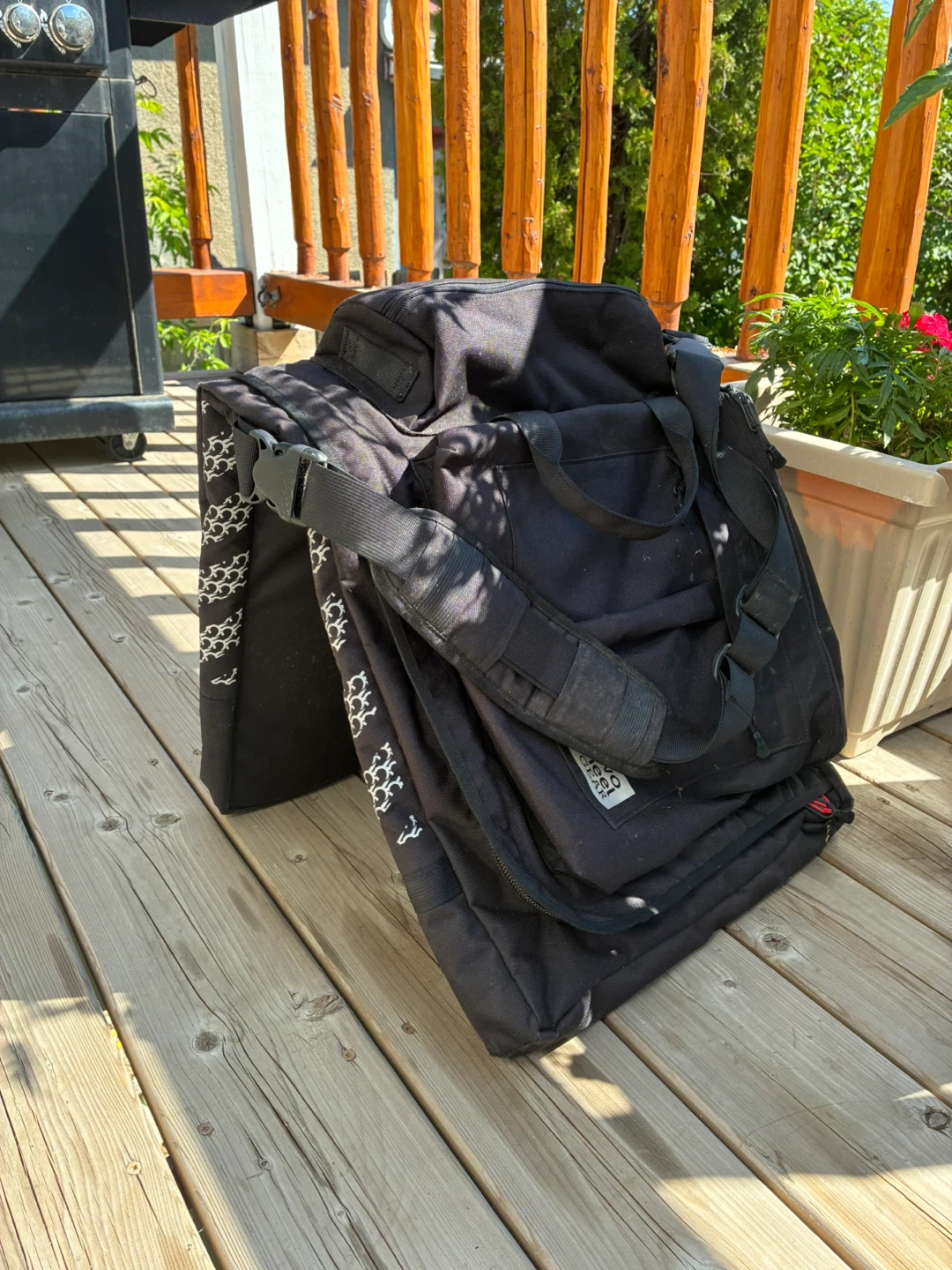 Two Wheel Gear Black Bike Pannier/Suit Bag Set - photo 2