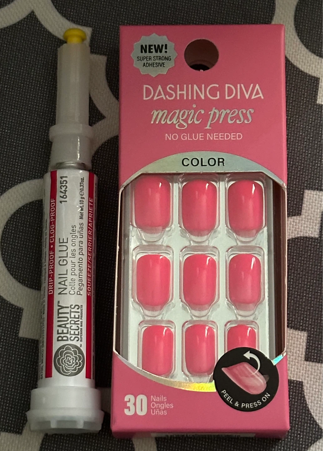 Dashing Diva Magic Press Nails with Beauty Secrets Nail Glue