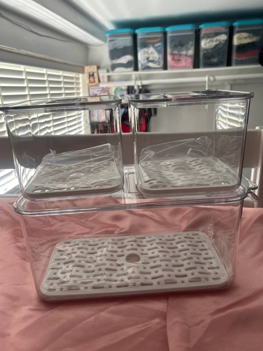 Set of 3 Clear Food Storage Containers with Drains