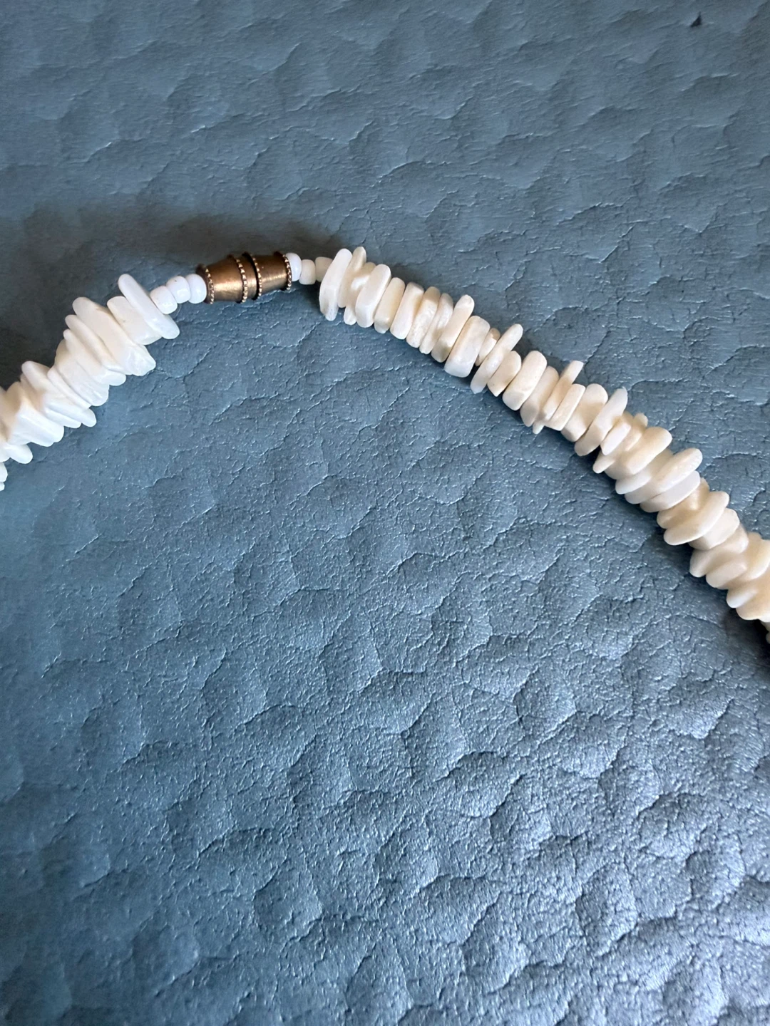 White Shell Chip Necklace - photo 3