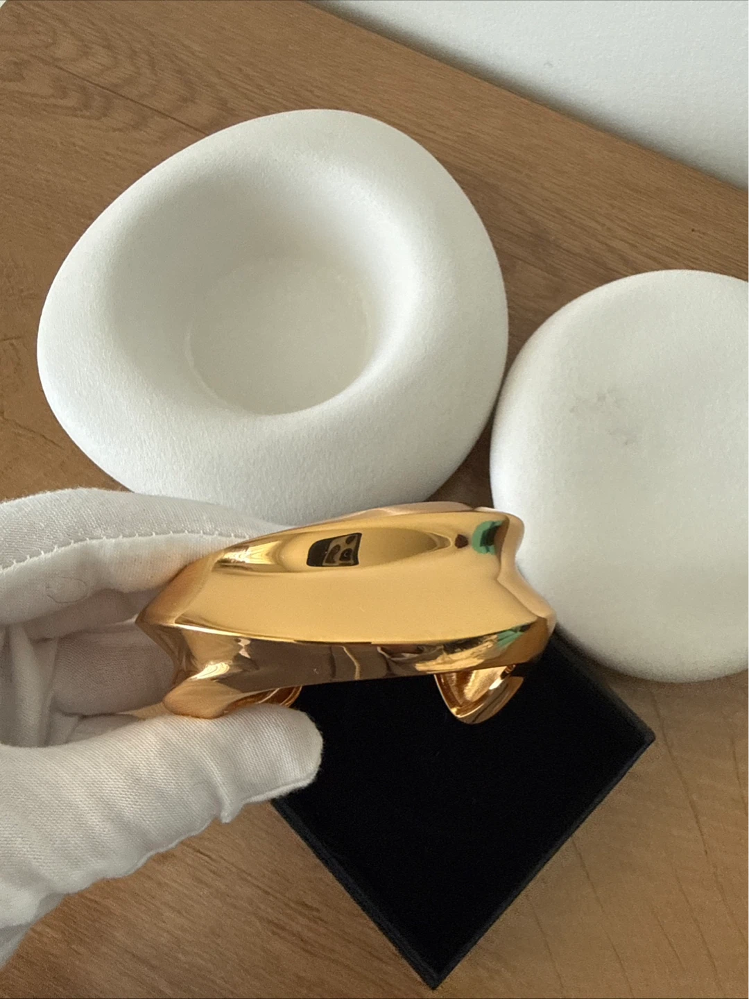 Gold Tone Sculptural Cuff Bracelet - photo 4