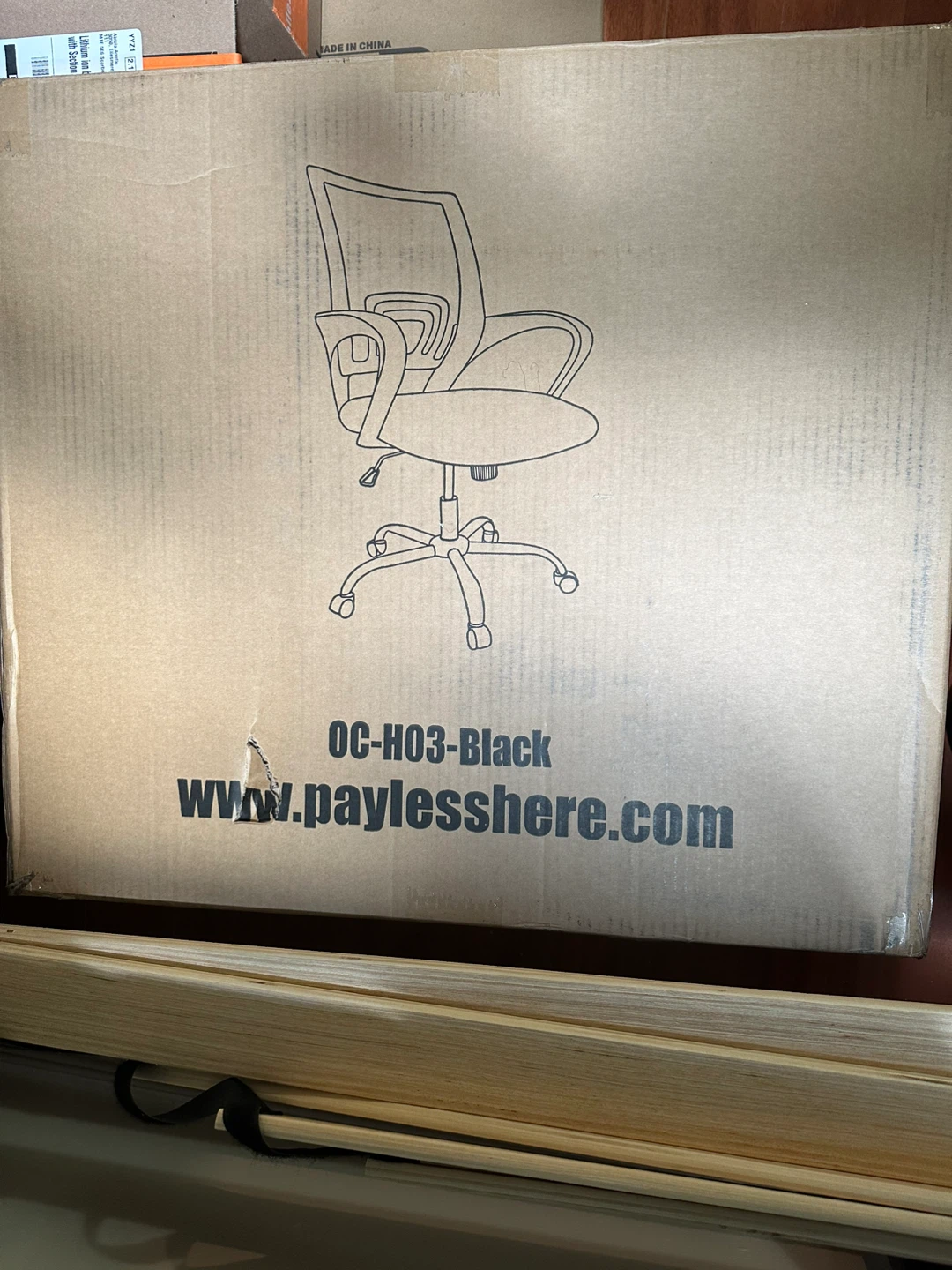 Black Mesh Office Chair - photo 2