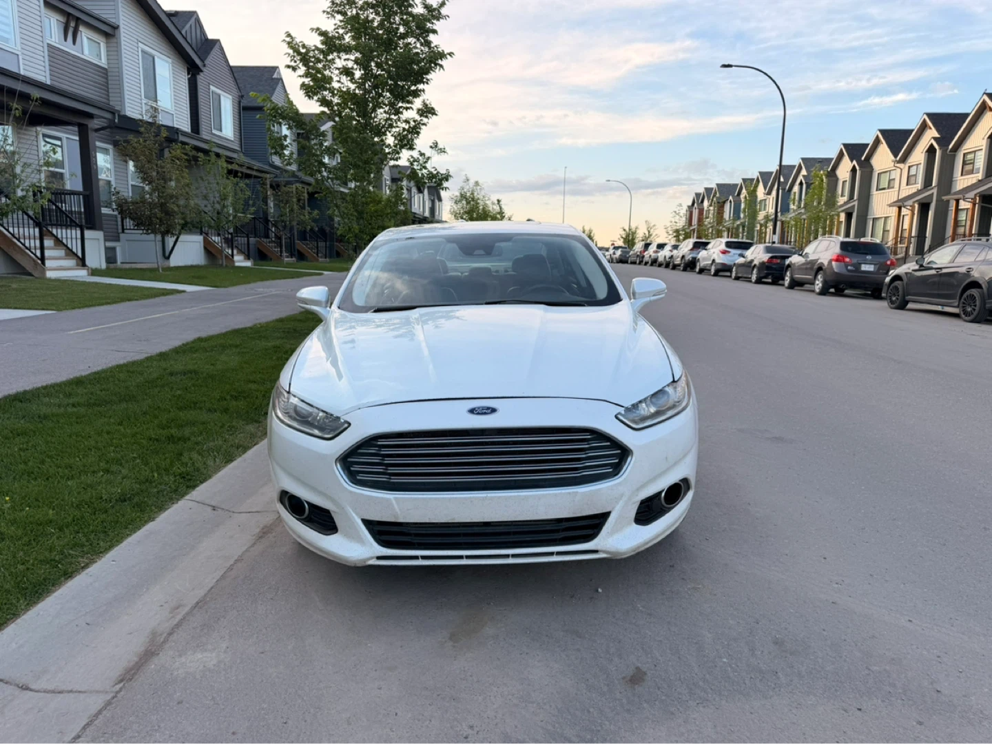 White Ford Fusion - photo 3