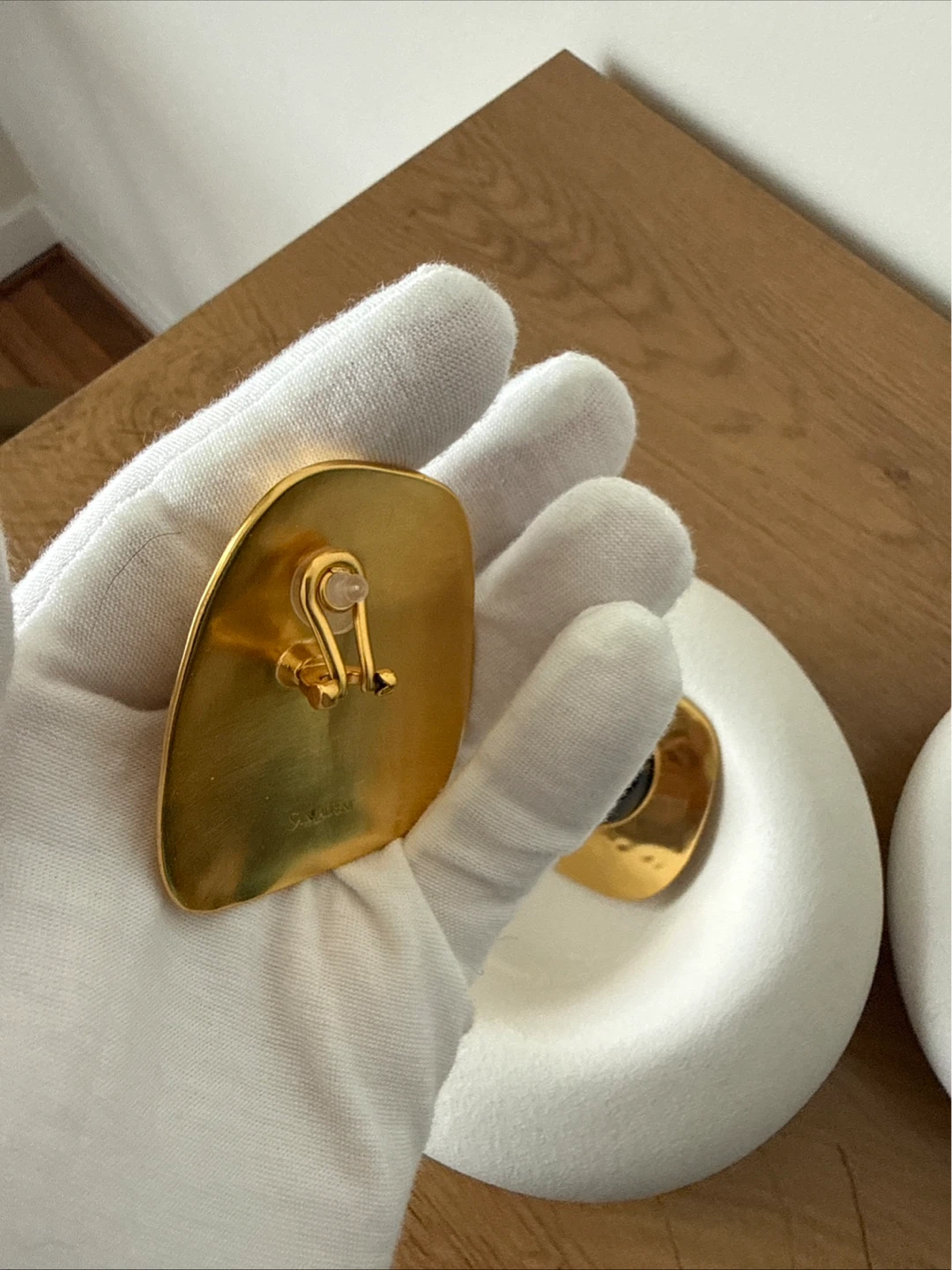 Large Gold Tone Clip-On Earrings with Black Stone - photo 3