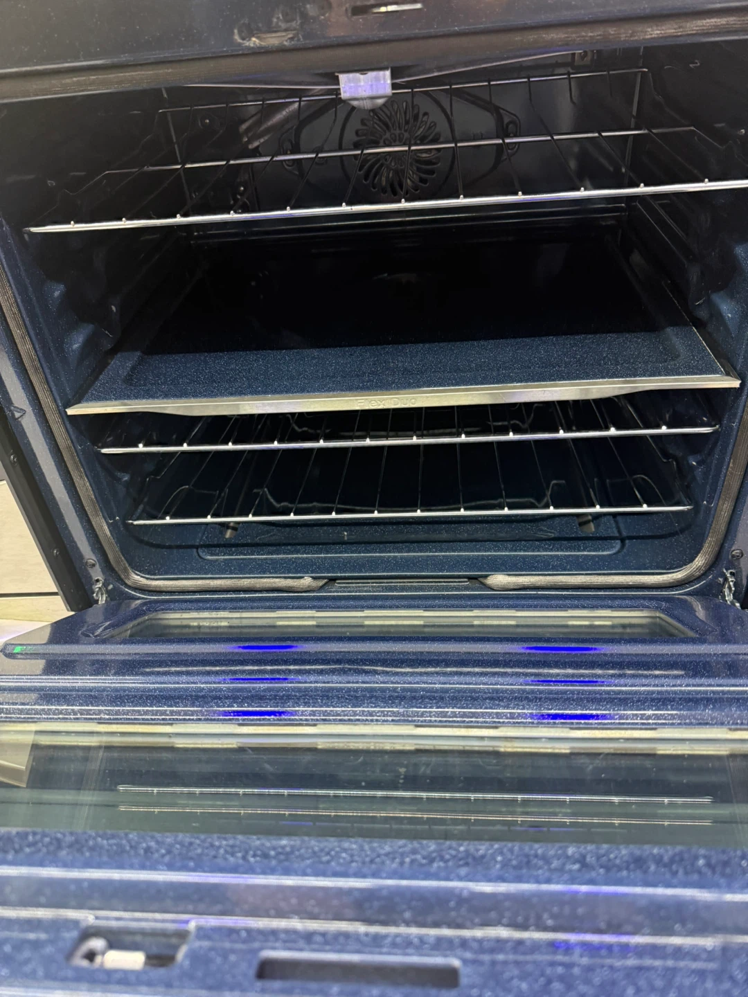 Samsung gas stove 5 burner double oven 30 inches with air fry - photo 3