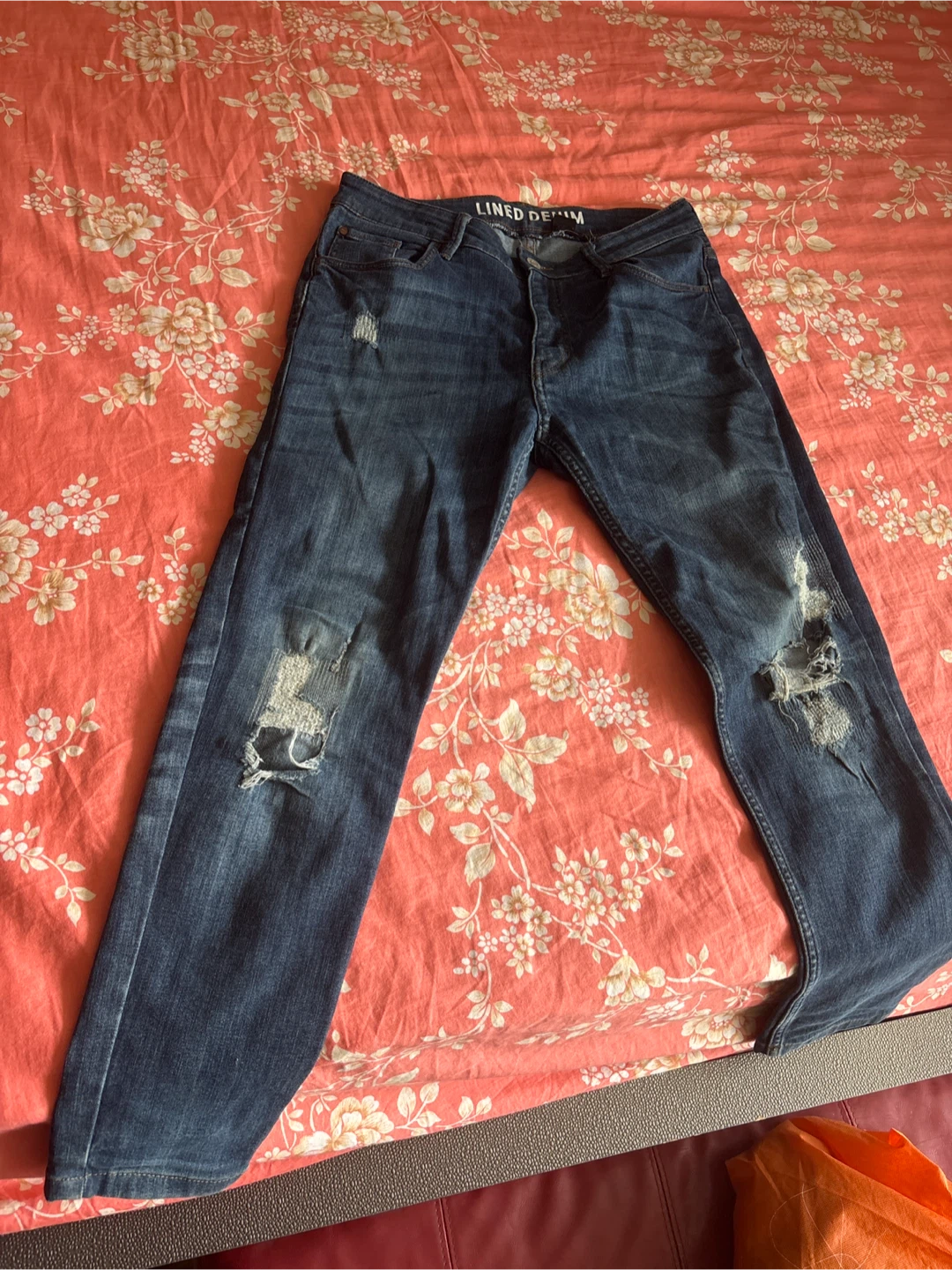 LINED DENIM Distressed Jeans