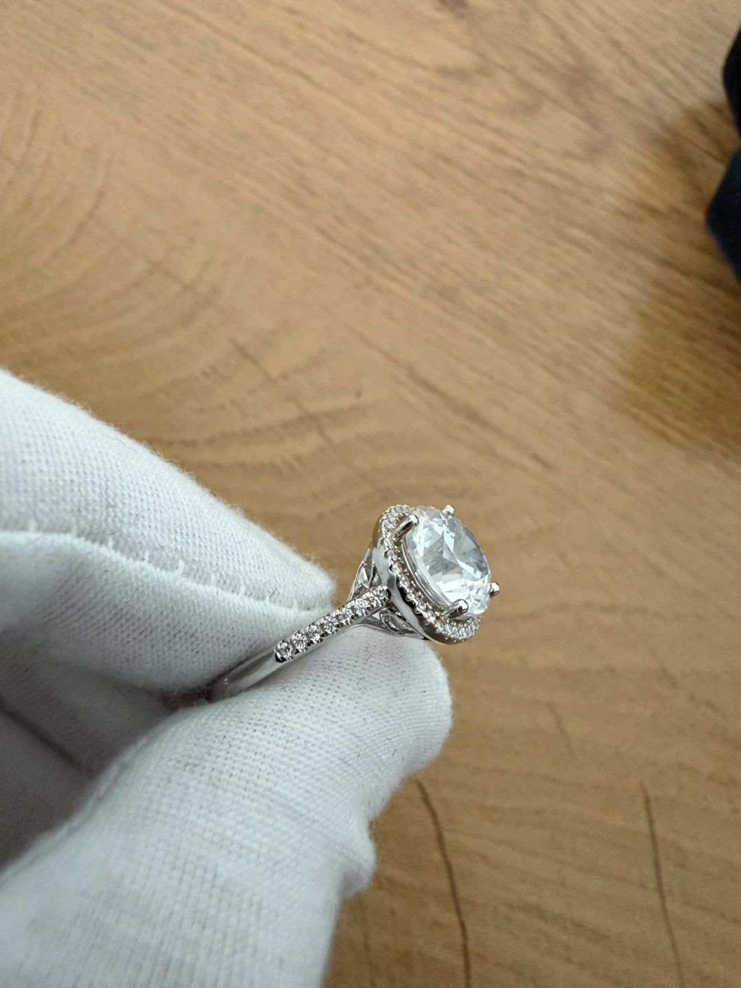 Sparkling Halo Engagement Ring - photo 2