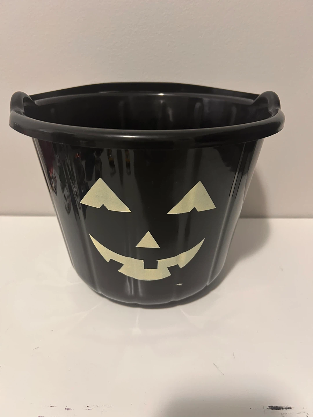 Black Jack-o'-lantern Halloween Bucket