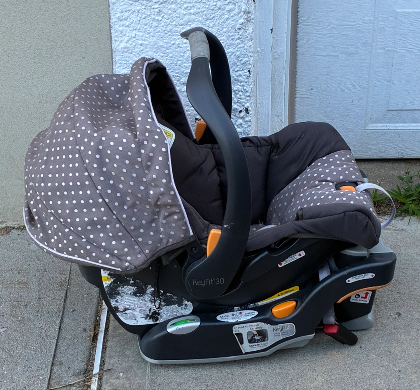 Chicco car seat with base