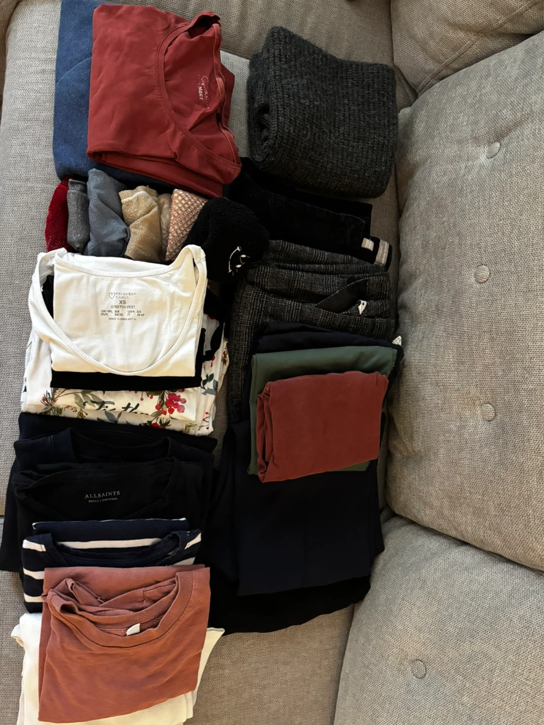 Bundle of women’s clothing size small/medium