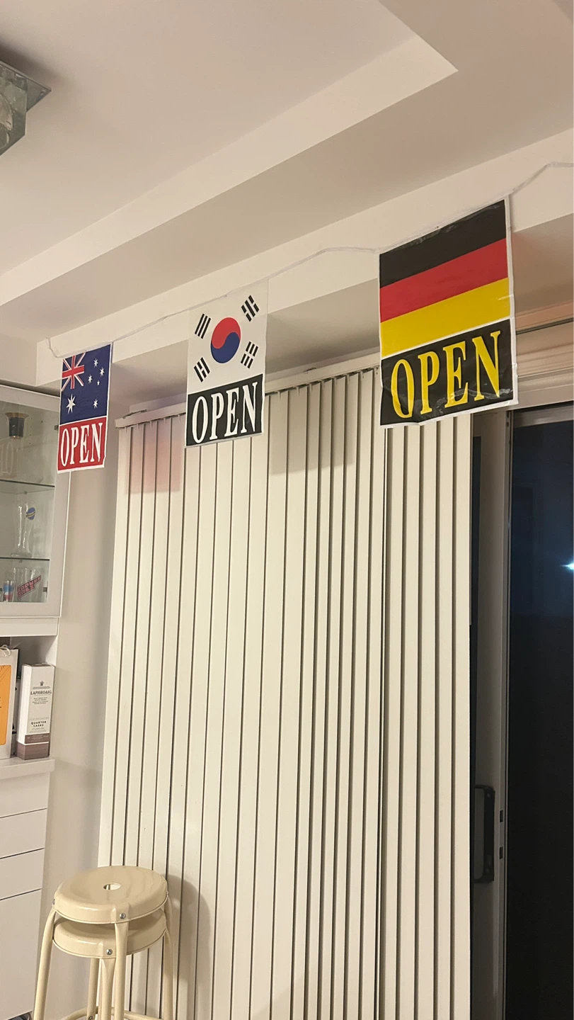 7m long International String Flags