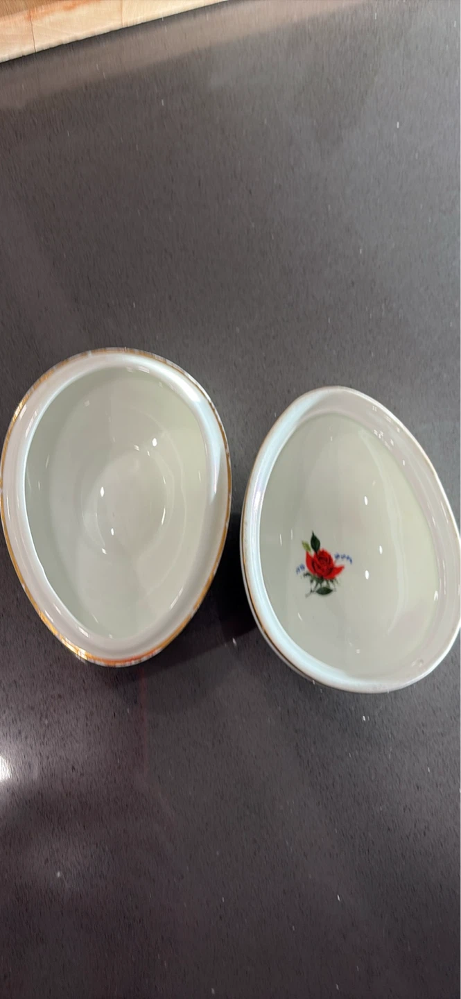 Decorative Ceramic Egg Trinket Box with Roses - photo 3