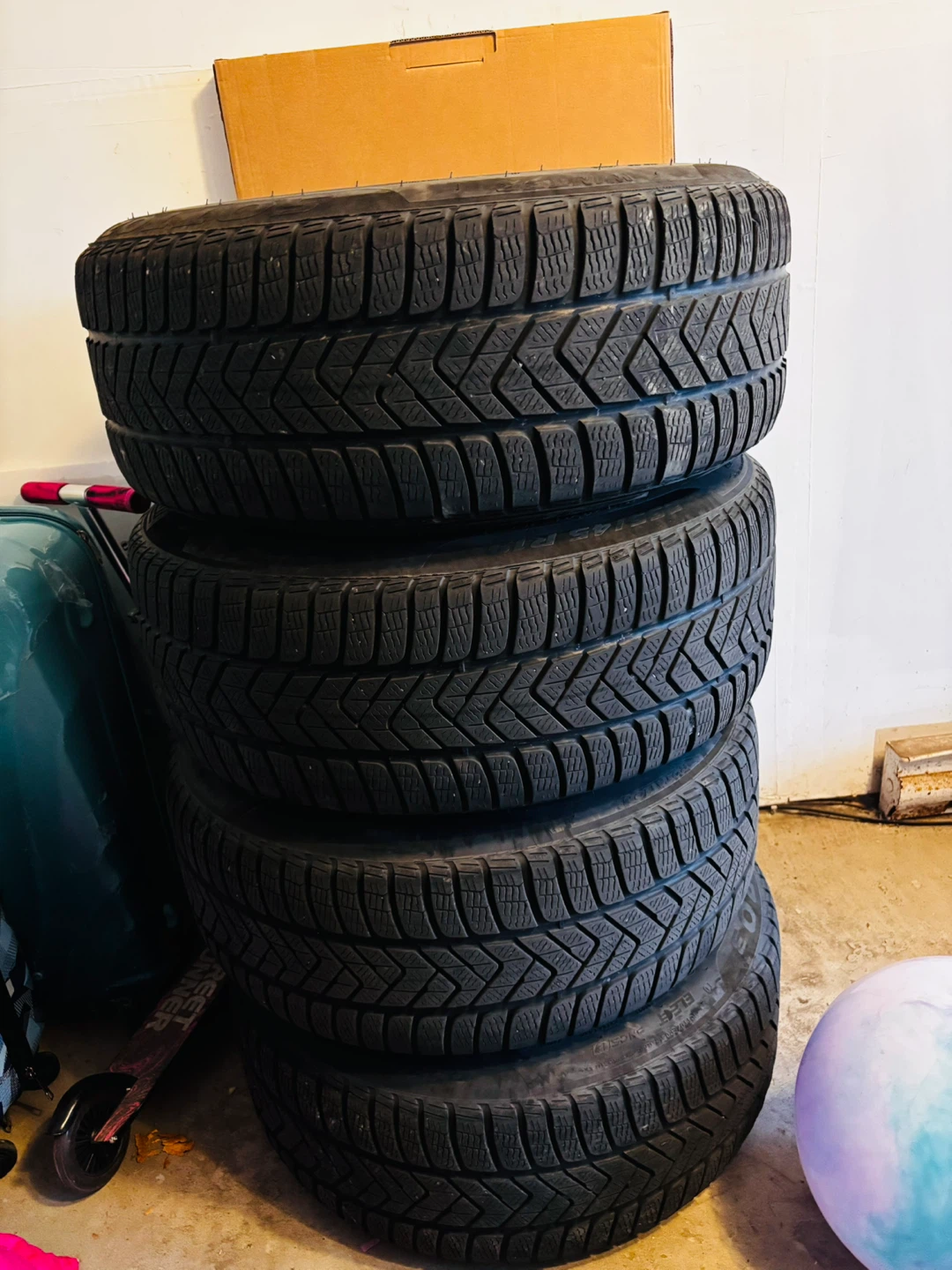 Set of 4 Winter Tires for Tesla Model Y 19” with alloys