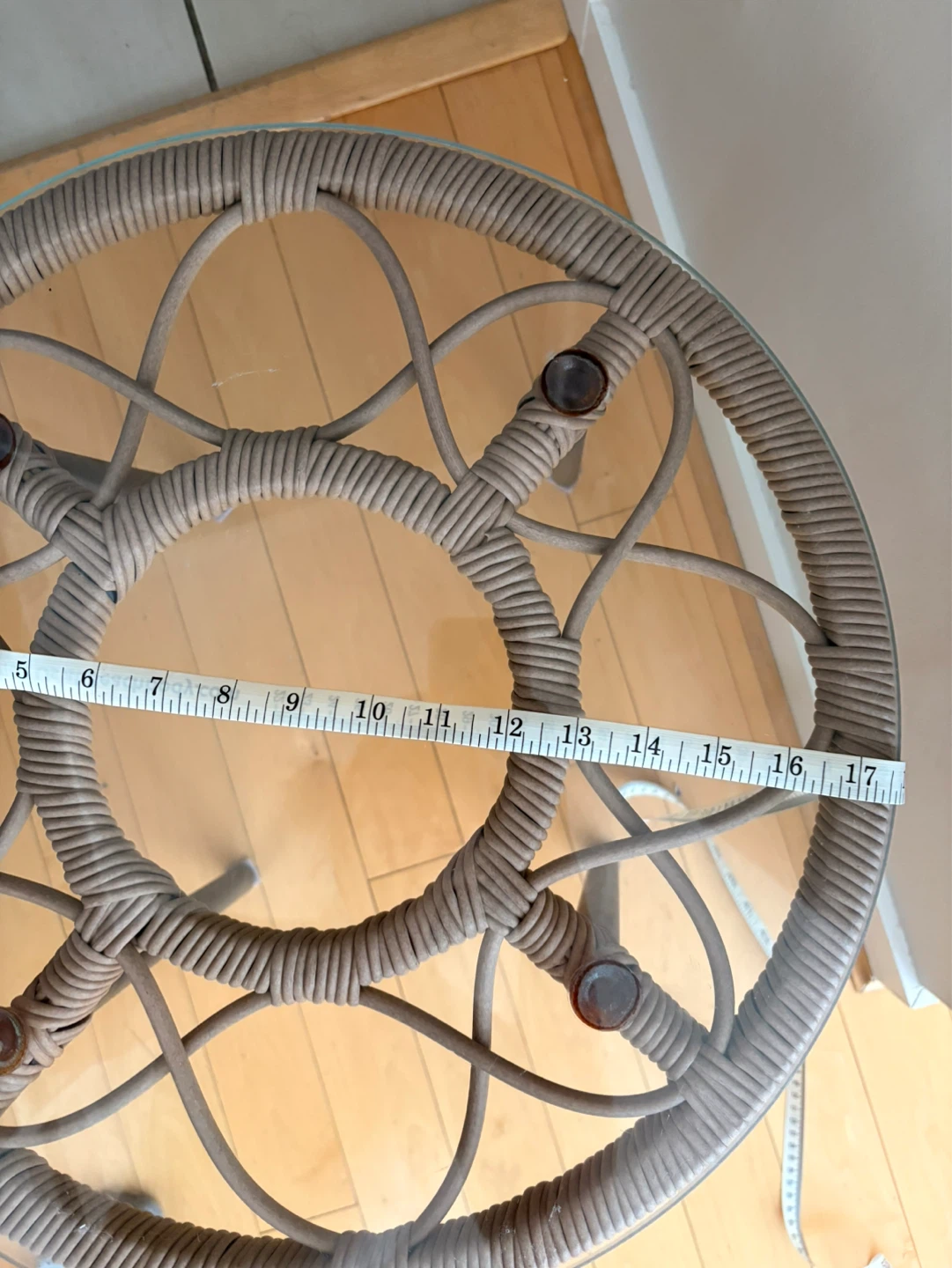 Round Wicker Side Table with Glass Top - photo 2
