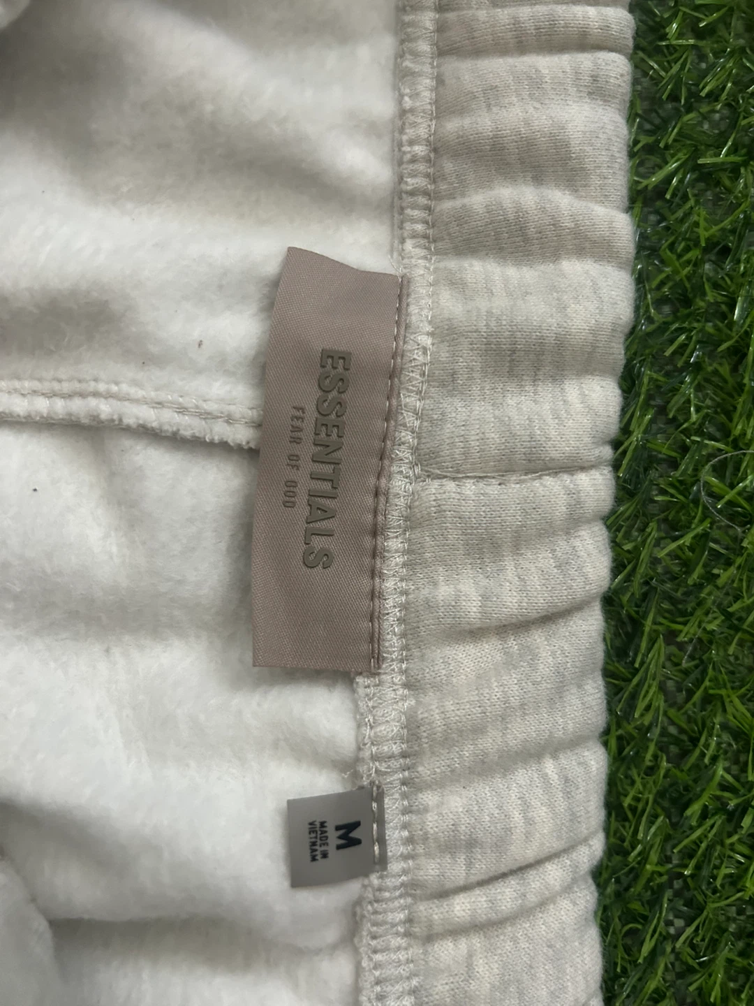 Essentials - Fear of God Sweat Shorts - photo 3