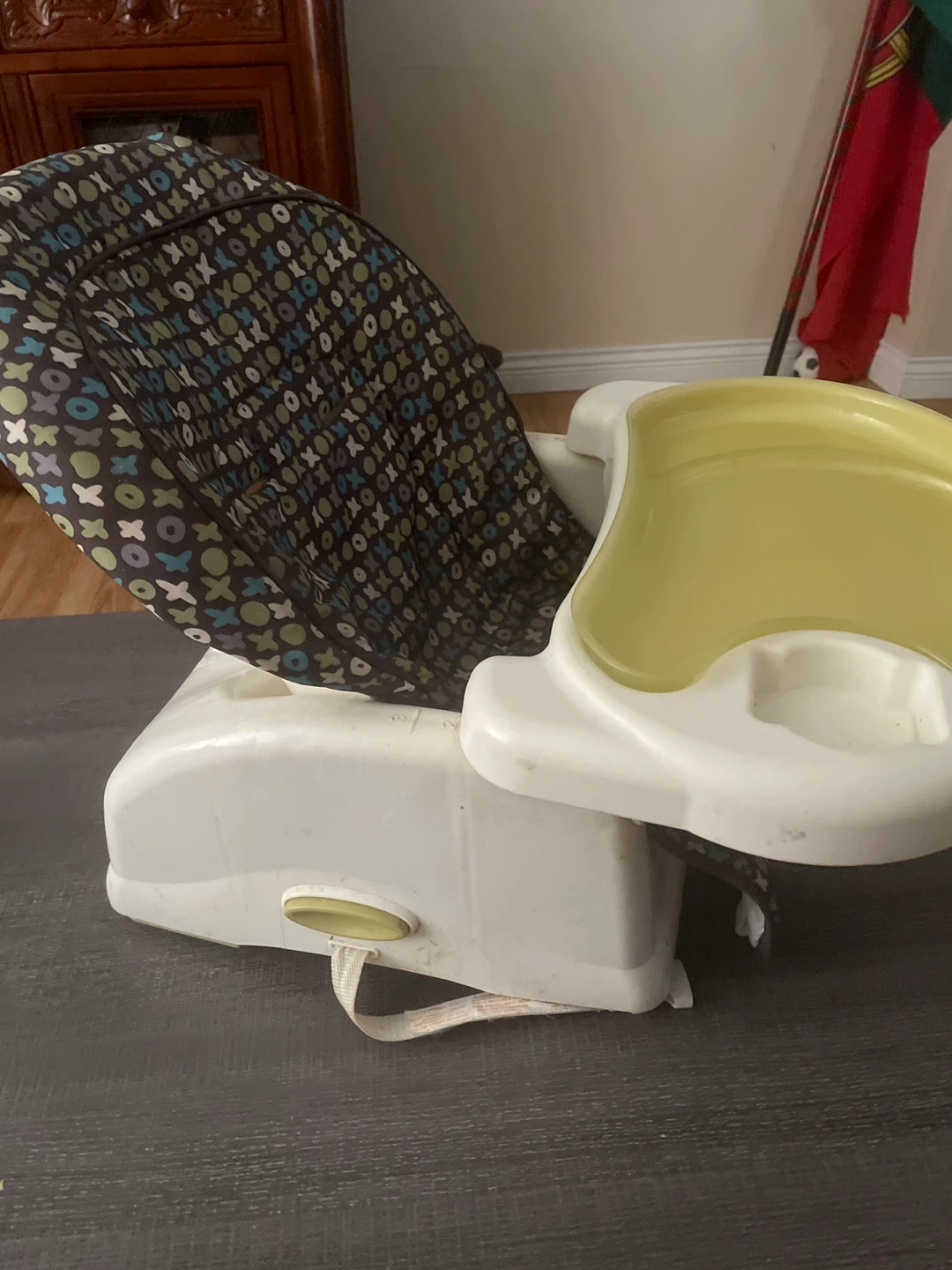 FREE -Safety 1st Booster Seat - photo 2