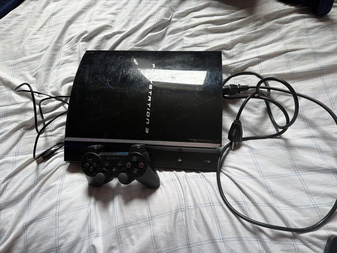 Sony PlayStation 3 Console with Controller
