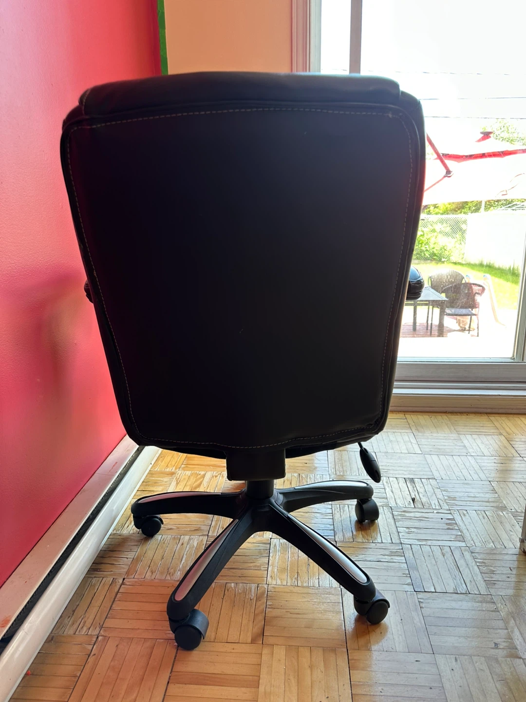 Black Office Chair - photo 2