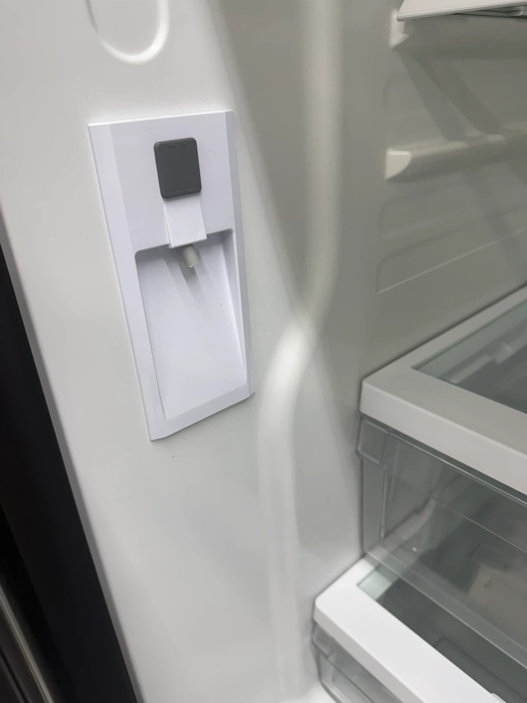 GE French Door Refrigerator 33w 31d 69h - photo 3