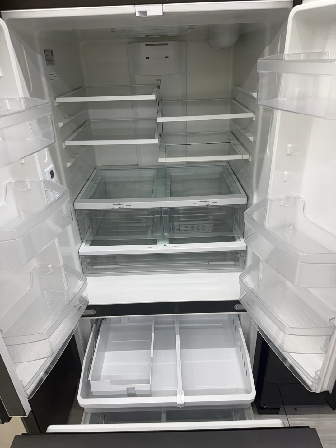GE French Door Refrigerator 33w 31d 69h - photo 2