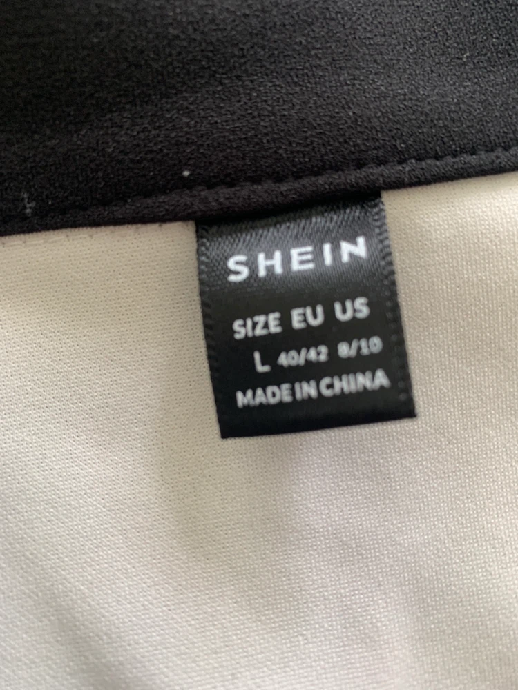 SHEIN Sleeveless White and Black Dress - photo 2