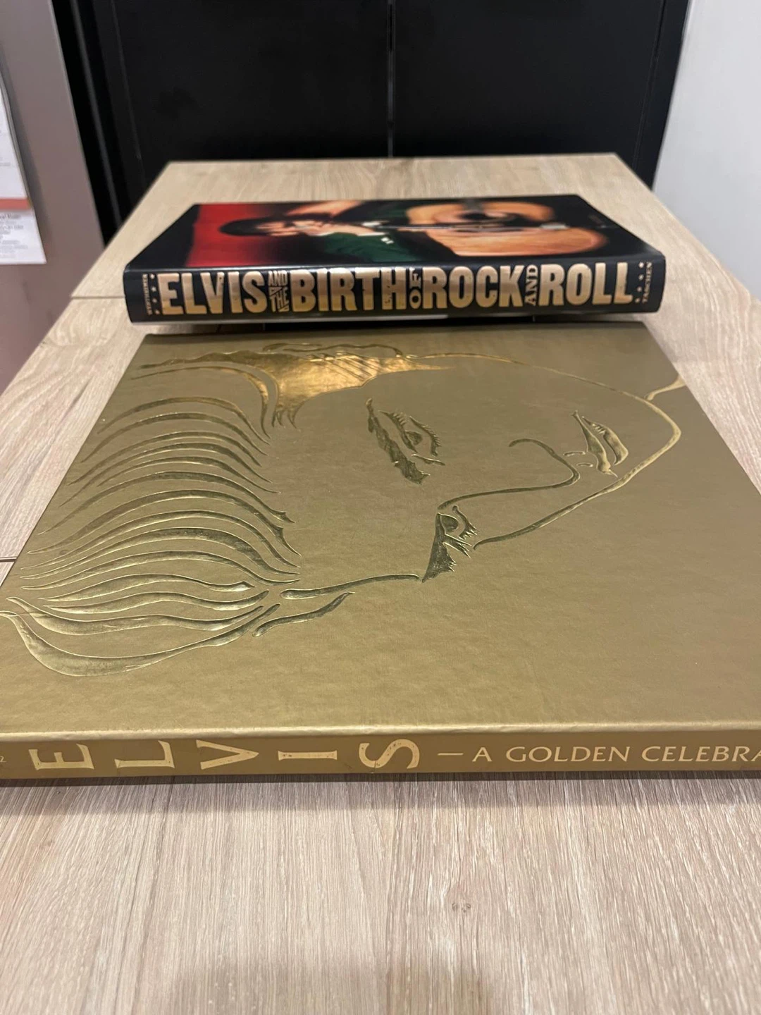 Elvis Presley Book and Records Collection - photo 3