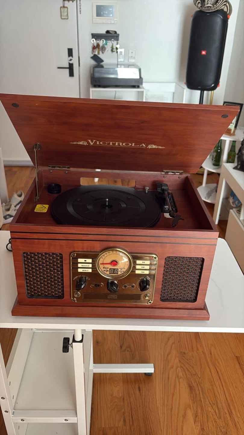 Victrola Record Player - photo 2