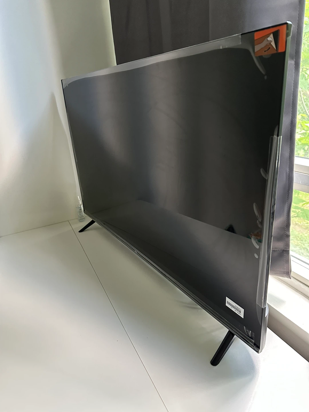 TCL 43" 4K UHD Roku Smart TV