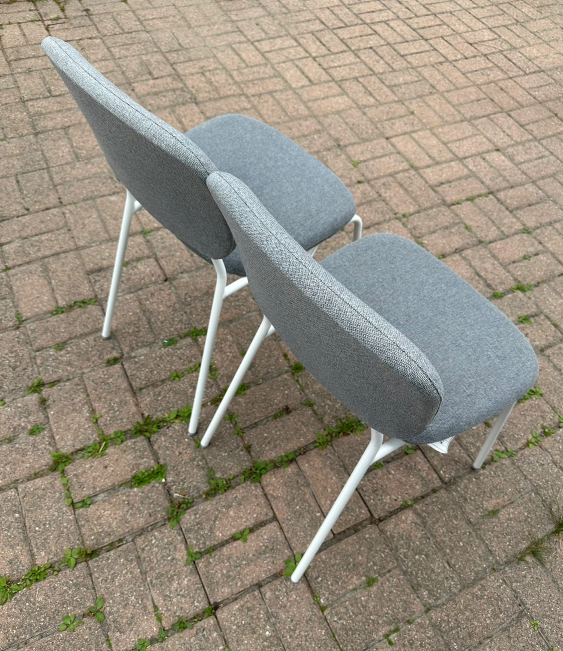 🔥Moving Sale🔥IKEA VIHALS Chair.  $55 for 2 - photo 5