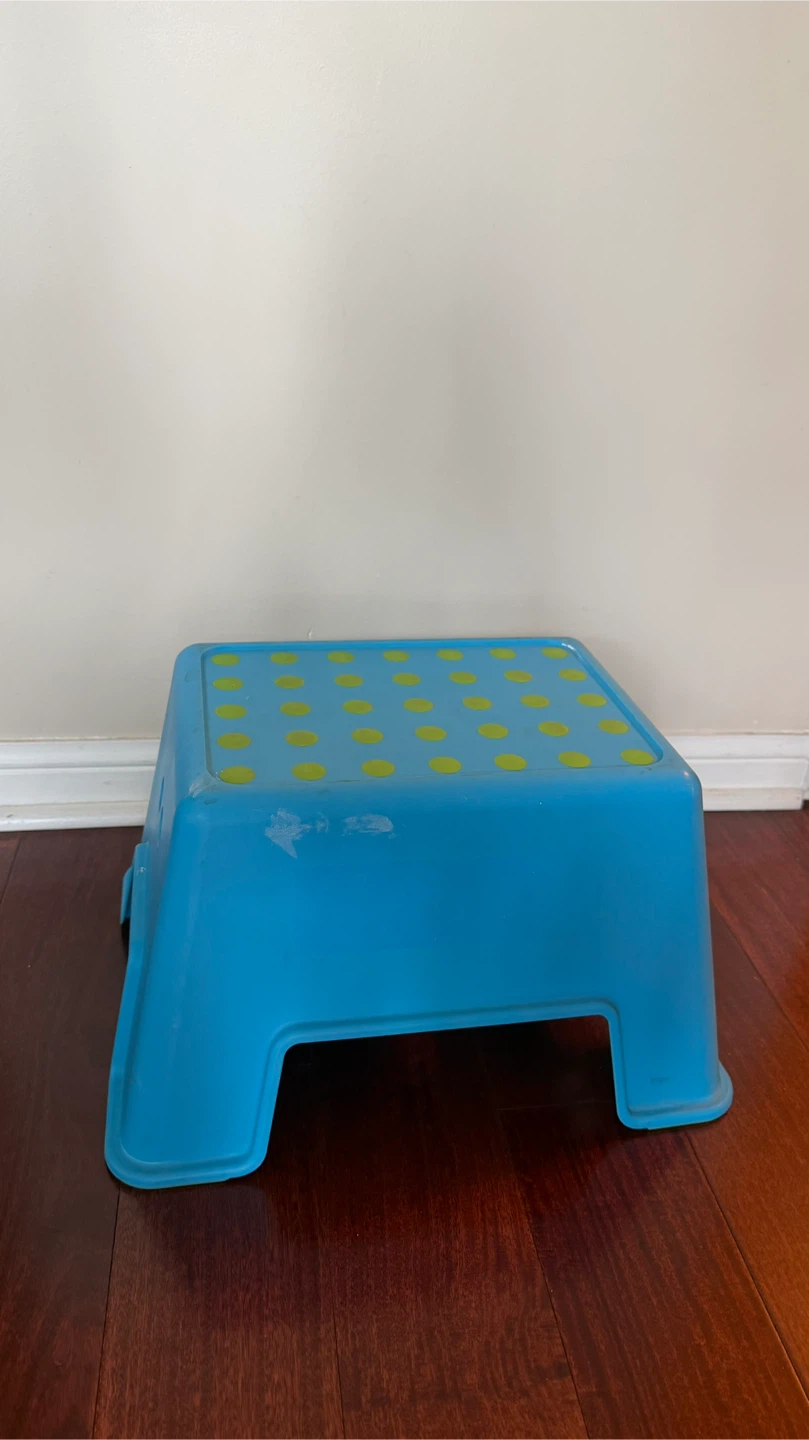 Blue Plastic Step Stool - photo 2