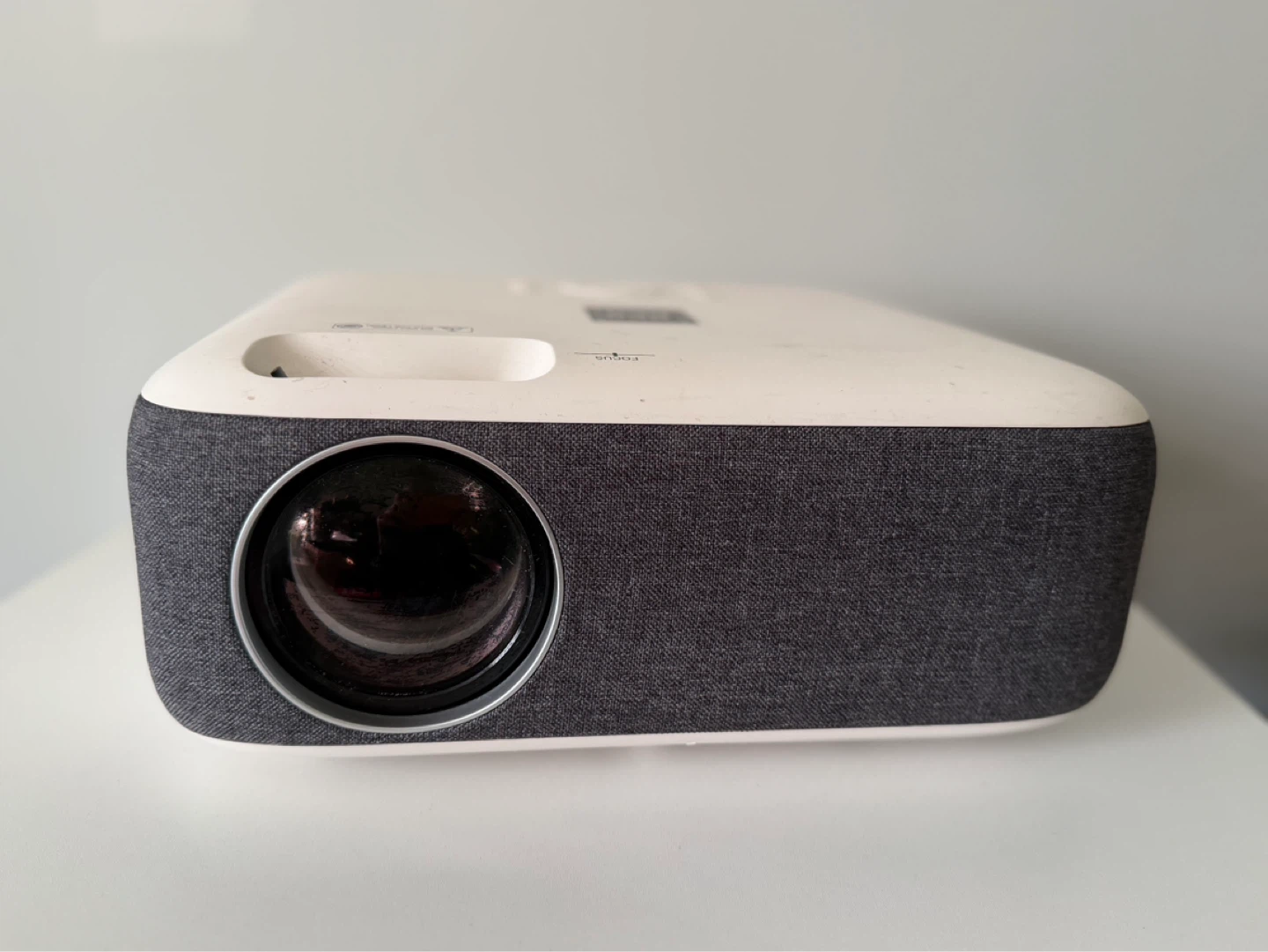 RCA RPJ275 1080P Projector Compatible with 4K – Untested – As Is