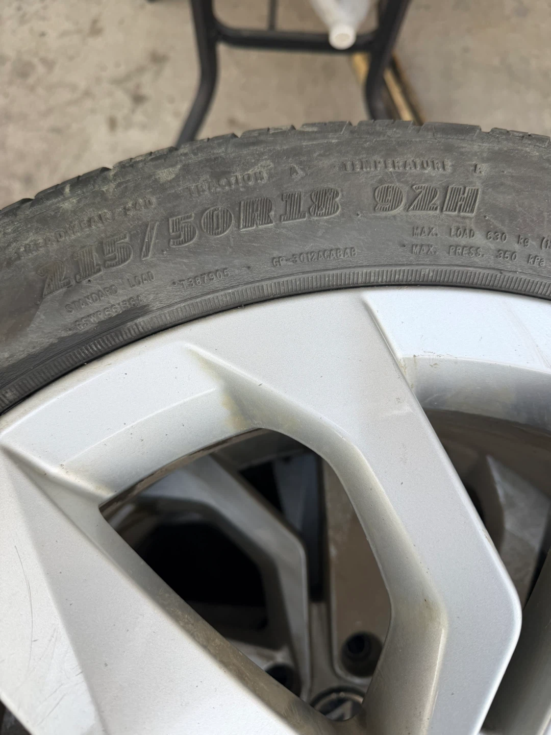 Volkswagen Alloy Wheels and Tires Set - photo 2