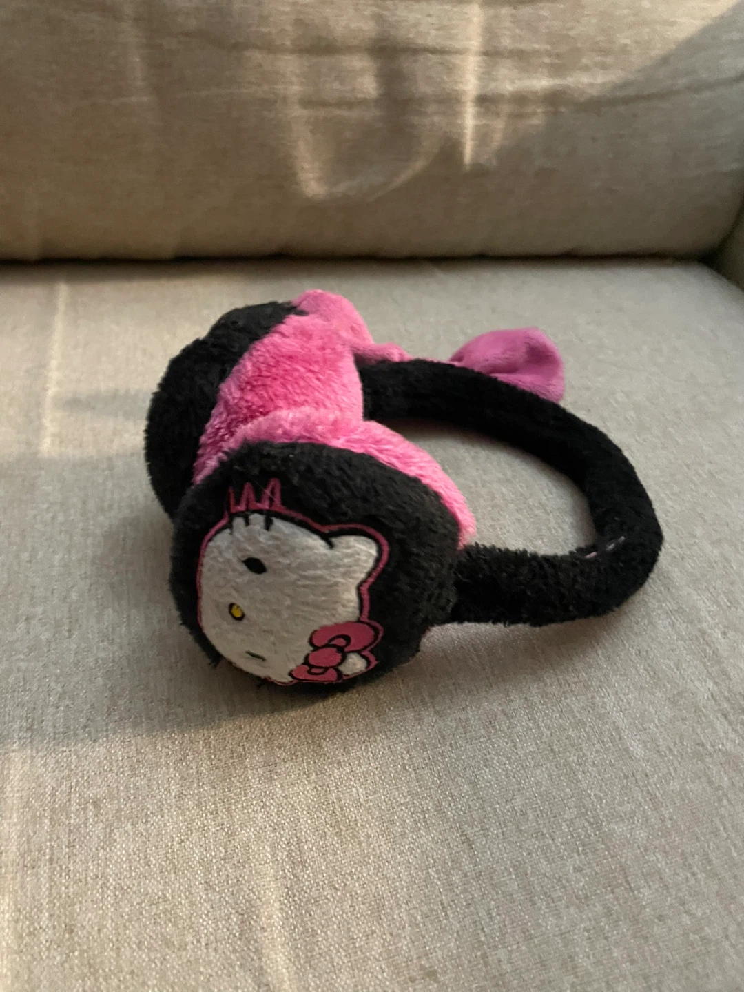 Hello Kitty Earmuffs - photo 2