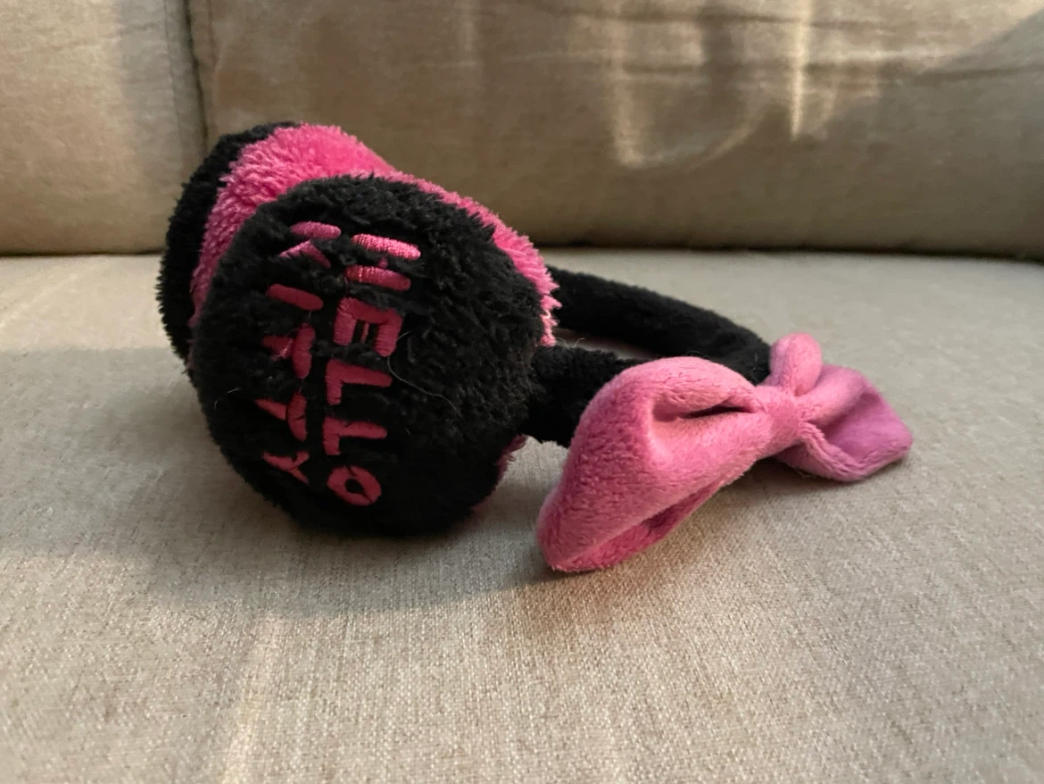 Hello Kitty Earmuffs - photo 3