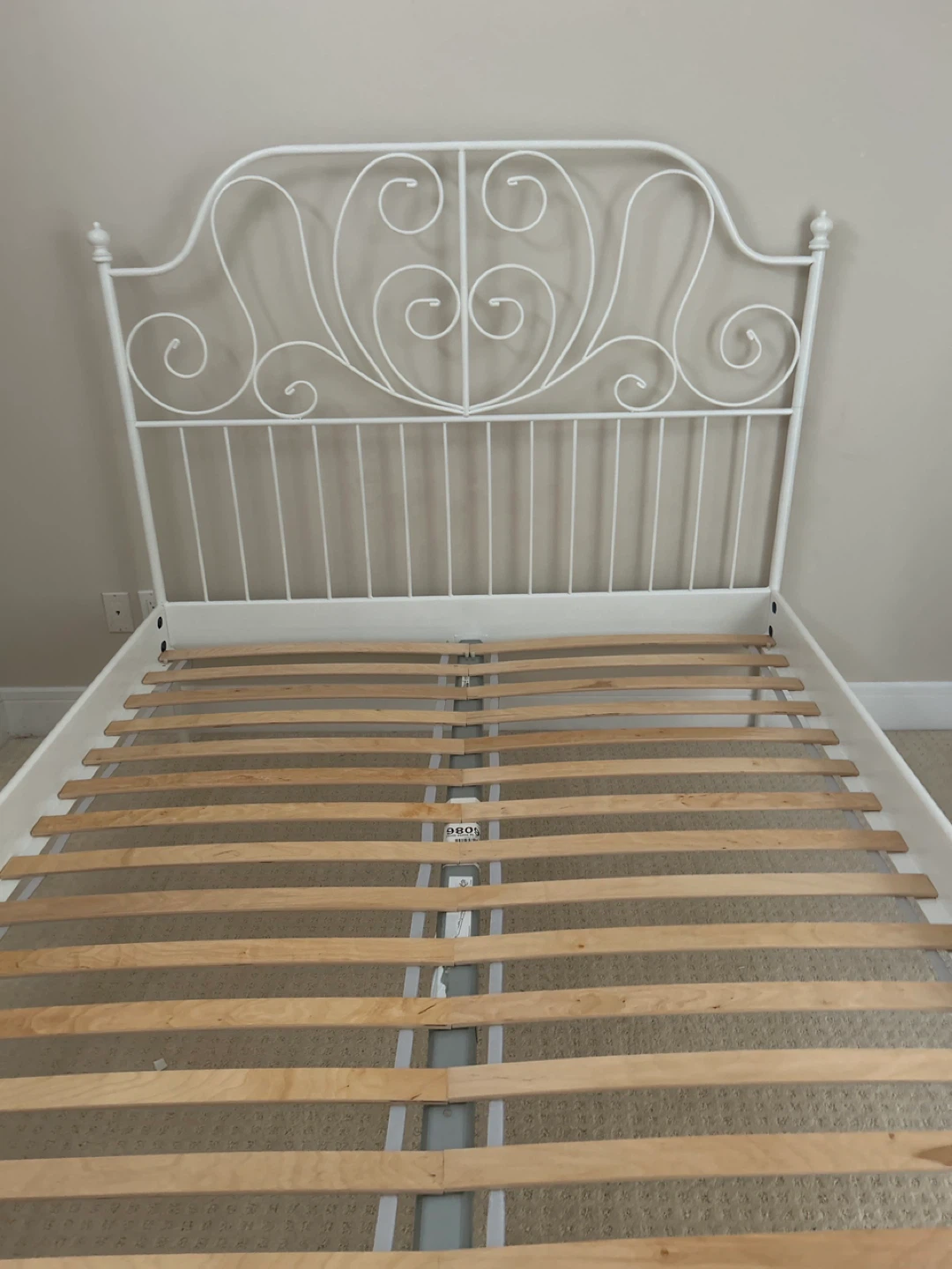 White queen size Metal Bed Frame - photo 2