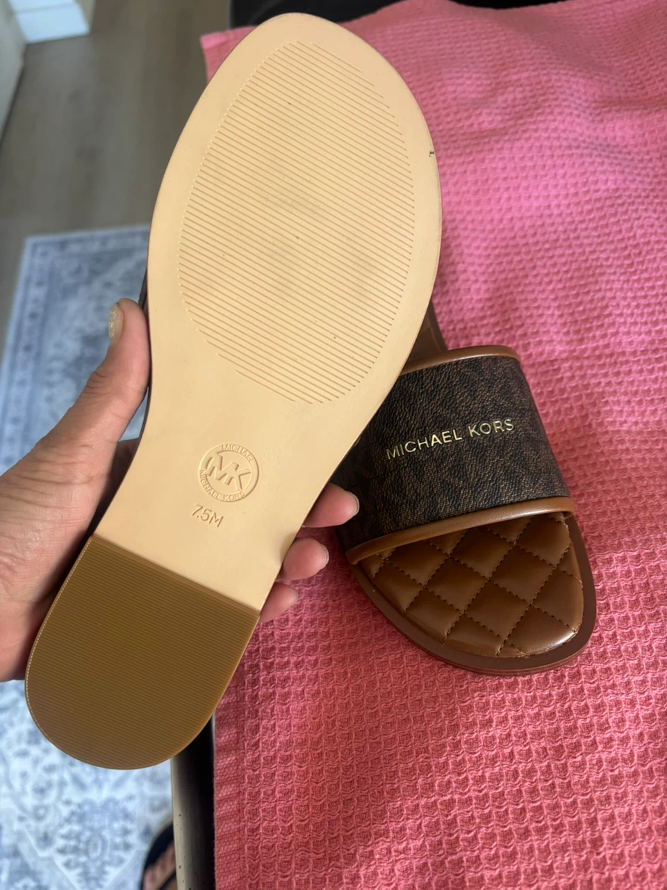 Michael Kors Slides - Size 7.5 - photo 2