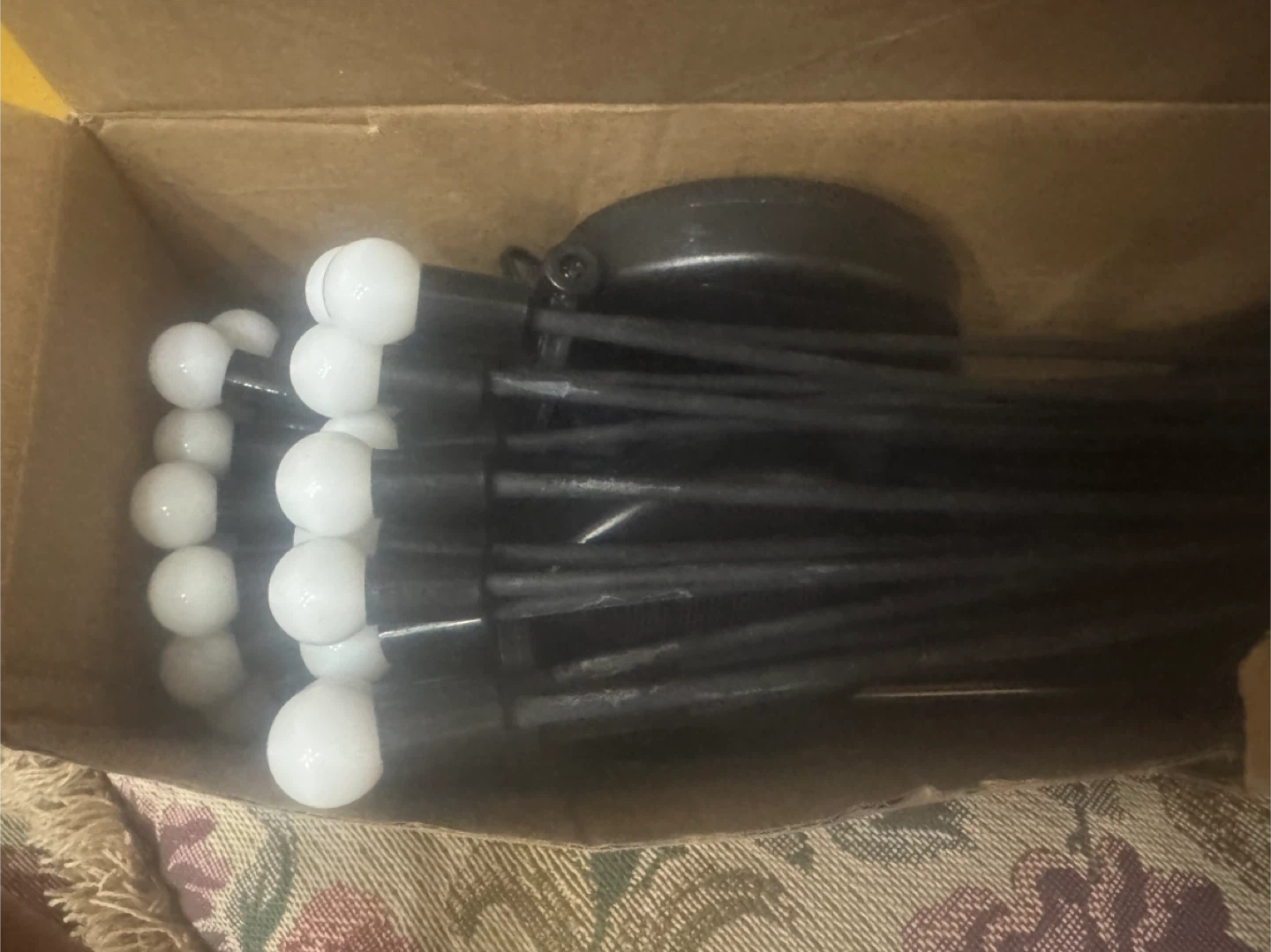 8 Count Solar Outdoor Lights - photo 2