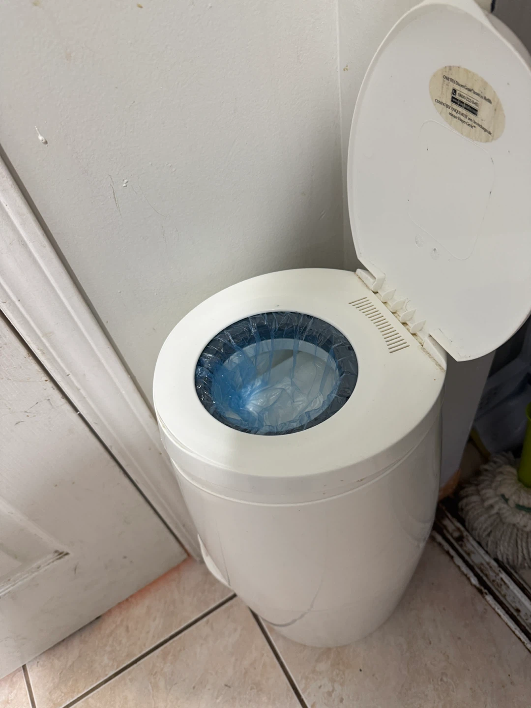 Ubbi Steel Diaper Pail - photo 2